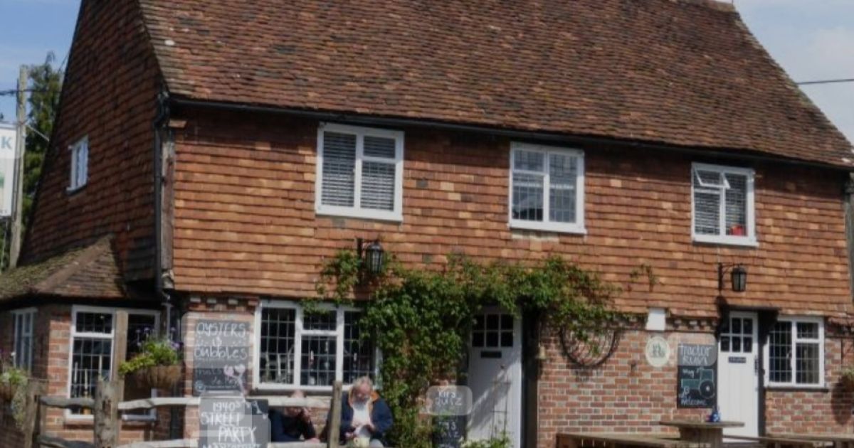 The Rock Inn, Hoath Corner figure of 8 Ramblers